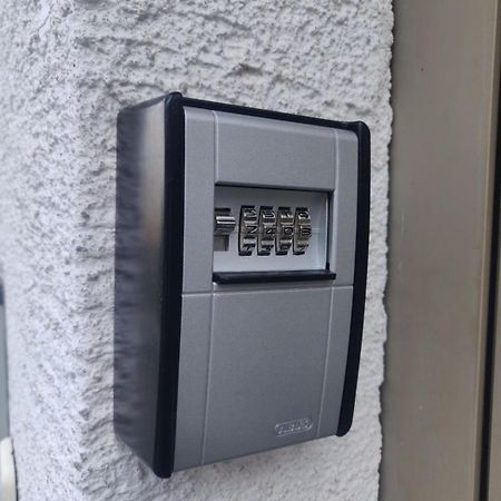 Apartment Magnolija - Free Parking Karlovac Dış mekan fotoğraf