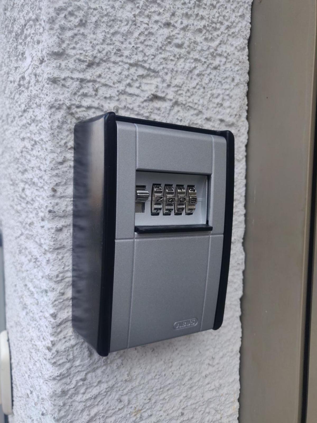 Apartment Magnolija - Free Parking Karlovac Dış mekan fotoğraf